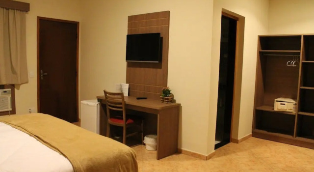 Трёхместный номер Luxury с балконом Hotel Fazenda Pirâmides