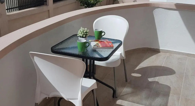 Апартаменты Цокольный этаж с балконом Apartments Taida