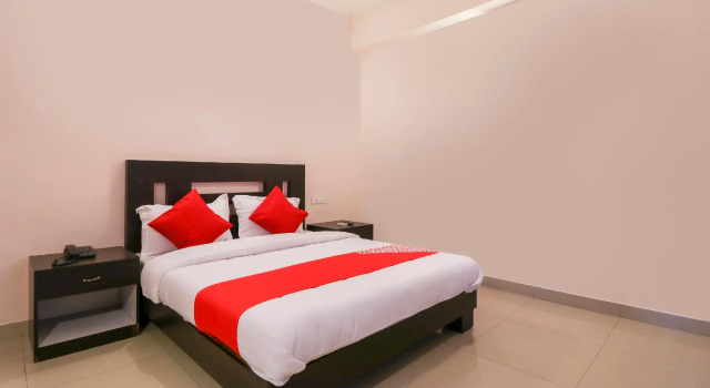 OYO 67889 Lora Residency