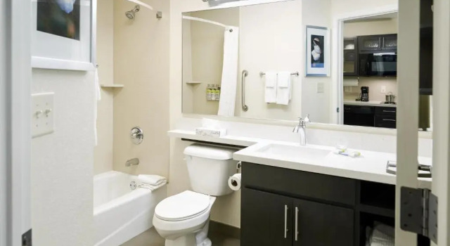 Люкс c 1 комнатой Candlewood Suites Washington North by IHG