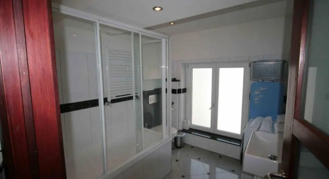 Апартаменты Amosa Liège City Centre Apart Regence 10