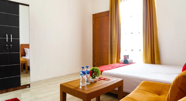 RedDoorz near Cipinang Indah Mall