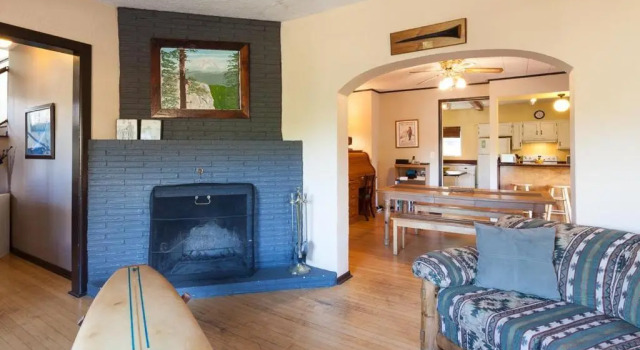 Heartbreak-Rvr/Mt View-4BR/2BA, Забронировать Апартаменты/квартира Отели Худ-Ривер с парковкой, Парковка