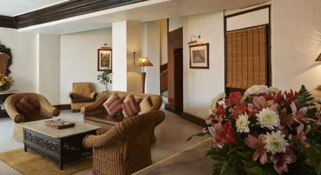 Hotel Centre Point