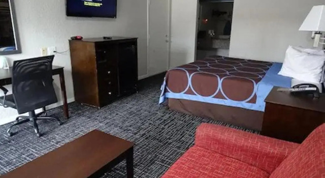 Двухместный номер Super 8 by Wyndham Houston/Brookhollow NW