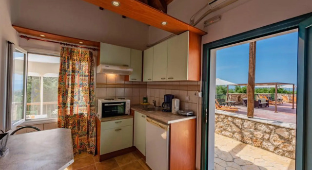Kefalonian 360° Sunrise, Book Apartment Cheap Hotels in Kefalonia