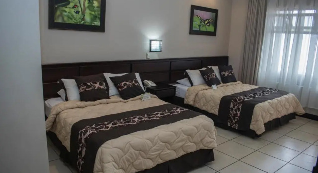 Номер Deluxe Hotel Suerre