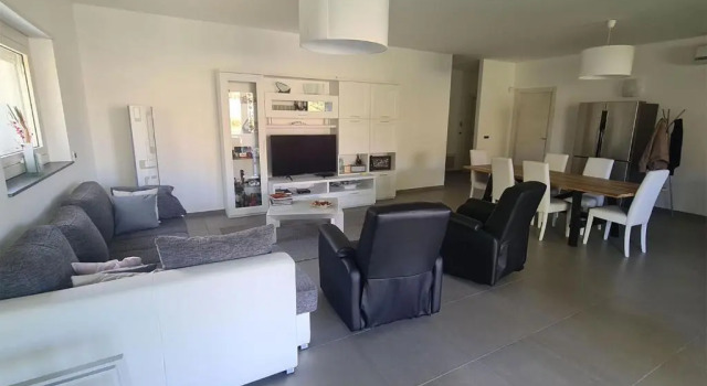Villa con piscina, Varaa Villa Leonforte Sisilia