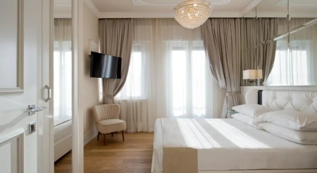 Двухместный номер Deluxe с балконом и с видом на город Suite Milano Duomo