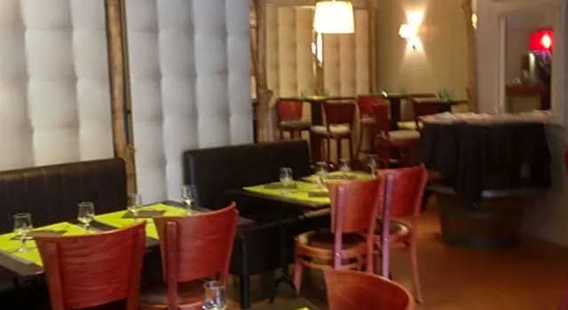 Hôtel La Tour D'auvergne, Rezerwuj Hotel  