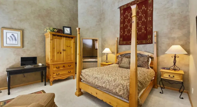 Номер Standard Gold King Chalet 3 Bedroom Townhouse by RedAwning