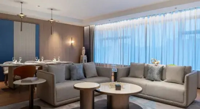 Люкс NOVOTEL Zhoushan Luting