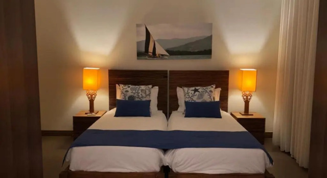 Penthouse 3 chambres Vue Lagon imprenable, Book Hotel Calodyne Mauritius North Coast