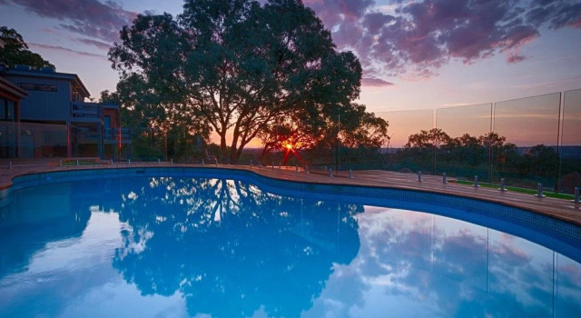 Breathe Retreat, Boek Hotel Wattleglen Melbourne