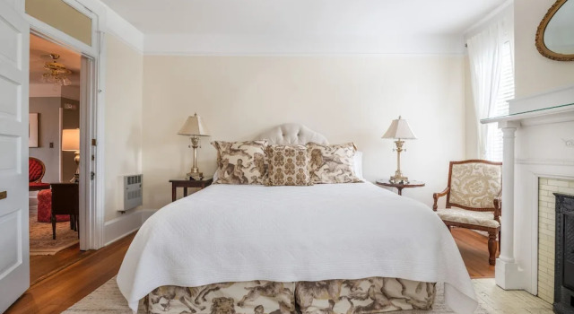 Chestnut Street Inn B&B, Забронировать Отель «постель и завтрак» Бизнес-отели Ашвилл, рядом с Basilica of Saint Lawrence, 4* 5*
