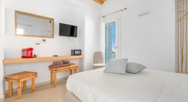 Двухместный номер Economy с балконом Le Ciel Suites & Villas