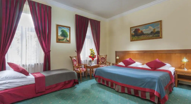 Трёхместный номер Superior Green Garden Hotel