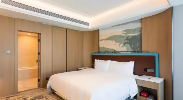 Люкс Deluxe Ibis Styles Hotel (Liyang Railway Station)