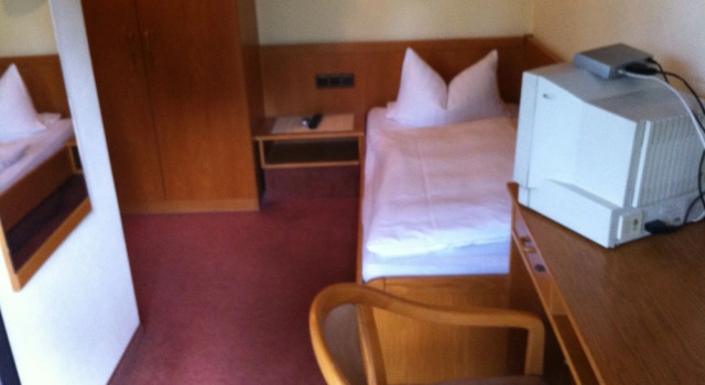 Одноместный номер Standard с балконом Hotel Bacchusstube garni