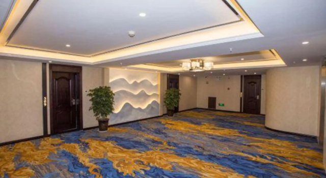 Orient Hotel, Rezervovat Hotel Luo-jang Henan