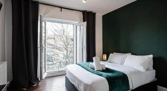 City Gate Guest House, Забронировать Гостевой дом Тауэр-Хэмлетс Лондон, рядом с Музей диковин Виктора Винда