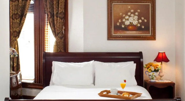 Двухместный номер Standard American Guest House, a Washington DC Bed and Breakfast
