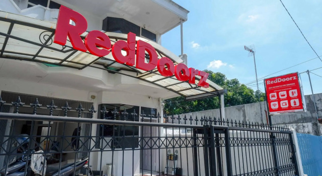 KoolKost Syariah near Universitas PGRI Semarang - Minimun Stay 6 Nights, Rezervovat Hotel Hotely v Semarang s parkováním, poblíž Semarang Grand Mosque, Parkování