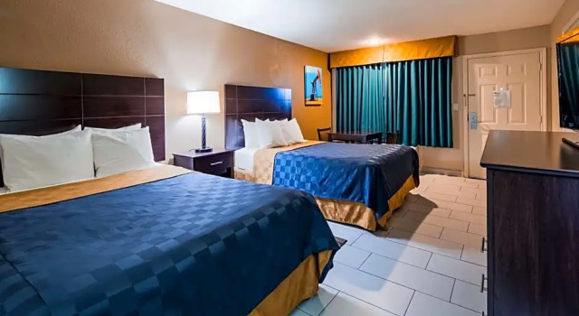 Четырёхместный номер Standard Best Western Inn of Kilgore