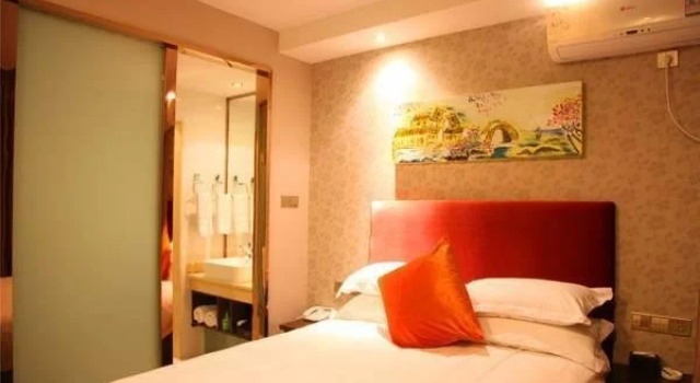 Fulin Express Hotel