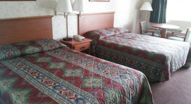 Deerfield Inn, Book Hotel Humboldt Tennessee