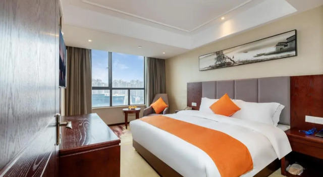 Люкс Business Huzhou Wealth Hotel