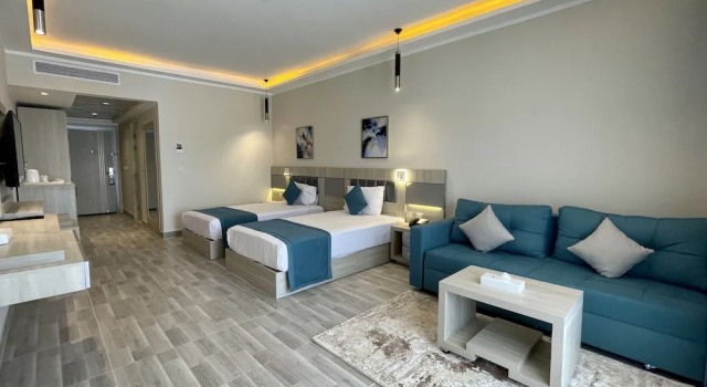 Sirena Beach Resort & Spa