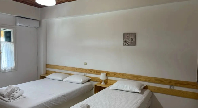Greenhouse, Book Hotel Hoteller i Vlorë County med parkering, Parkering
