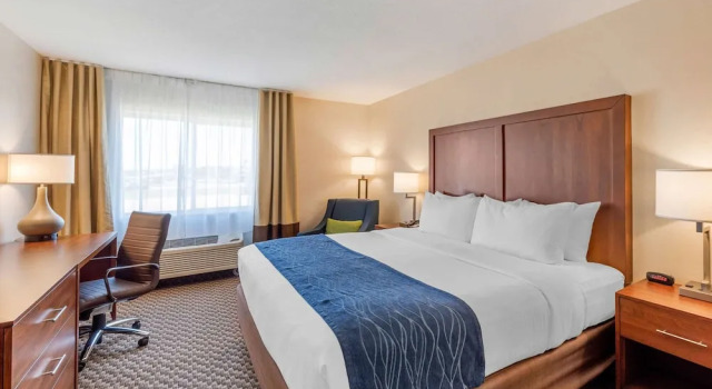 Holiday Inn Express Lincoln, Buchen Sie Hotel Lincoln Illinois