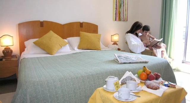 Двухместный номер Standard с видом на море Grand Hotel Mediterraneo
