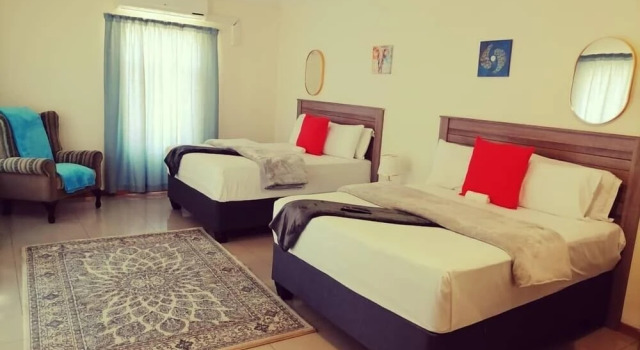 Executive Zimmer mit Balkon Letototo Road