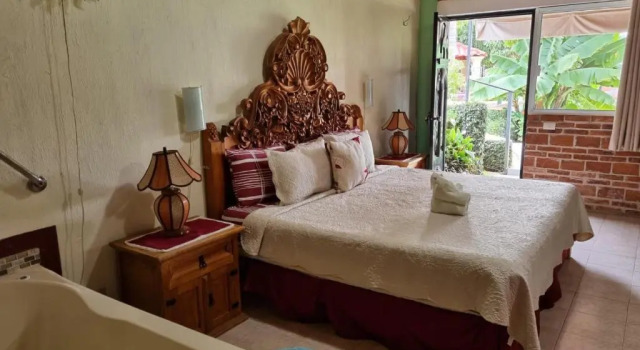Casa de la Abuela, Book Hotel Ajijic 