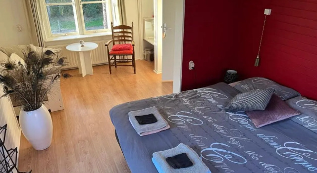 B&B Zwiep, Book Bed and Breakfast Hoteller i Lochem med parkering, Parkering