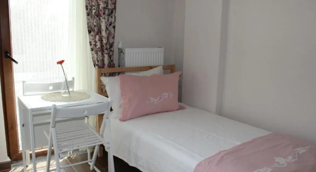 Трёхместный номер Deluxe с видом на сад Ede Apart Otel