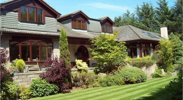 Lewisville, Rezervați Hotel Maryculter Aberdeenshire