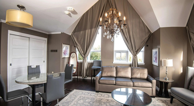 Двухместный люкс с видом на окрестности Elm Hurst Inn & Spa, WorldHotels Crafted