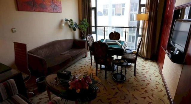 Yiya Sunshine Hotel Guanshang - Kunming, Prenota Hotel Hotel a Kunming con parcheggio, vicino a Fude Station, Parcheggio