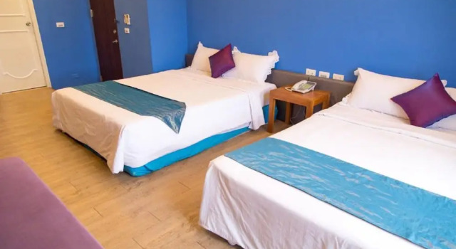 Четырёхместный номер Standard с видом на море Golden Ocean Azure Hotel