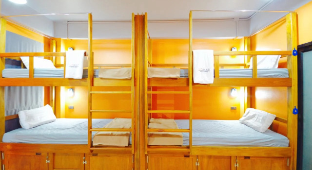 NOMAD Hostel Krabi, Забронировать Хостел Хостелы Краби-таун, рядом с Храм Каев Кораварам, Хостел