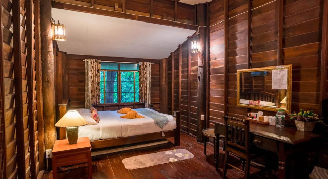 Baan Suphanbhum - Teddu Inn Maekampong, Rezerwuj Hotel Mae On 