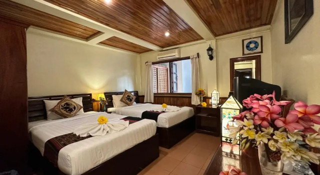 Villa Alounsavath Mekong Riverside, Забронировать Вилла Отели Луангпхабанг 5 звезд, 5*