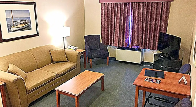 Люкс Standard Coastal Inn Dartmouth