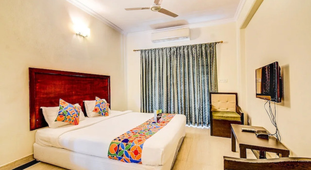 Люкс Luxury FabHotel Arotel Calangute Beach