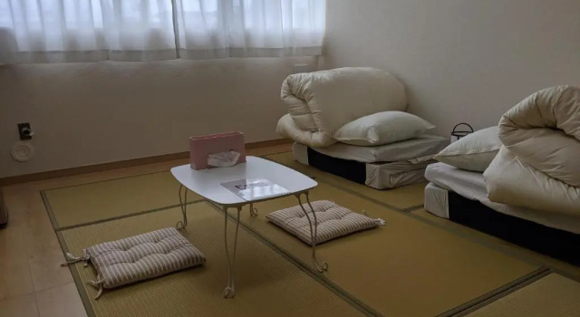 街のホテル
