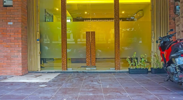 Super OYO 92271 Orienchi 3, Prenota Hotel Hotel a Tangerang con parcheggio, Parcheggio